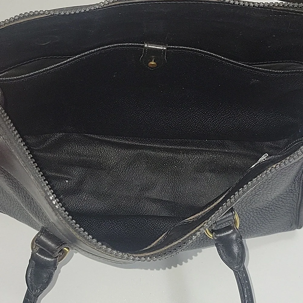 Dooney & Bourke used very
